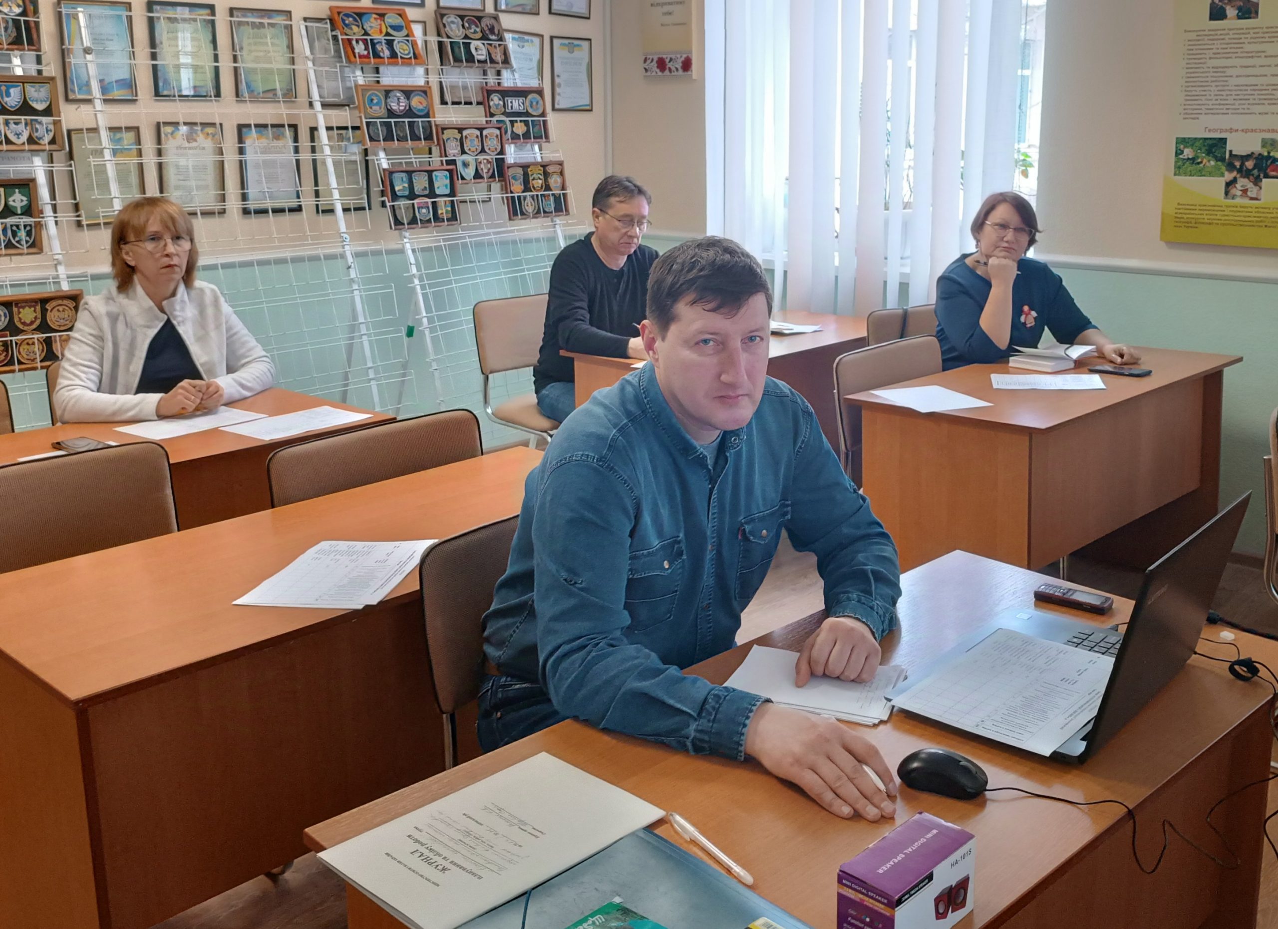 Участь Євгенія Копильця у роботі журі обласного туру Всеукраїнського конкурсу екскурсоводів музеїв закладів освіти